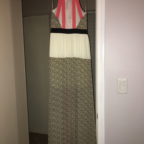 Like new Windsor strappy back long maxi dress - Picture 3 of 5